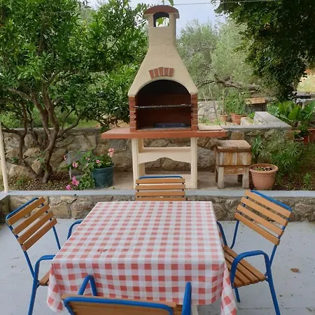 Apartments Davorka Banjol Exterior photo
