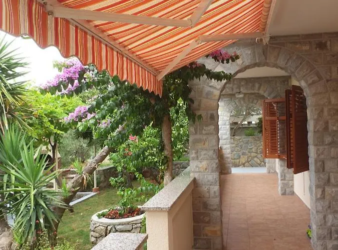 Apartments Davorka