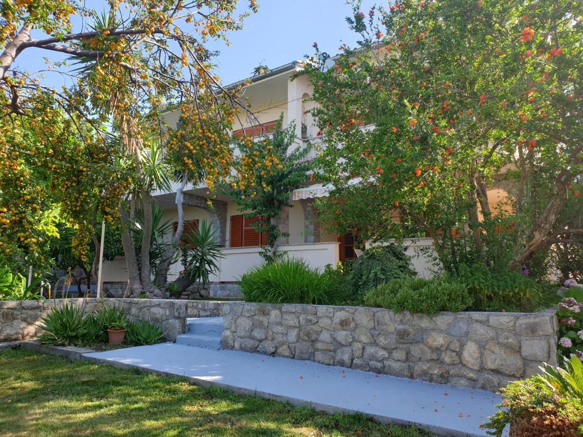 Apartment Davorka Banjol
