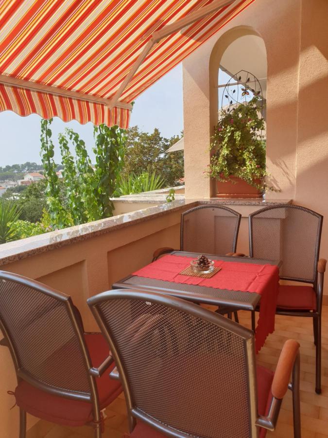 Davorka Apartment *
